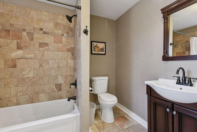 3828 Nicollet Avenue, Minneapolis, MN 55409