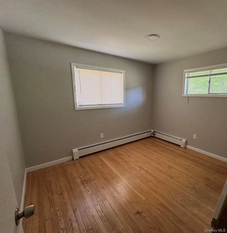 2471 Route 302, Middletown, NY 10941