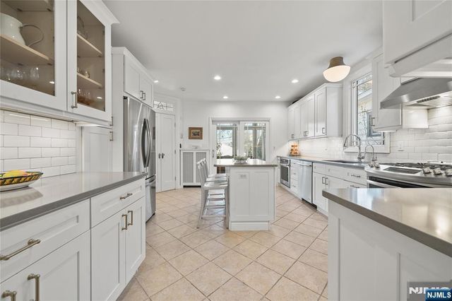 281 Forest Avenue, Glen Ridge, NJ 07028