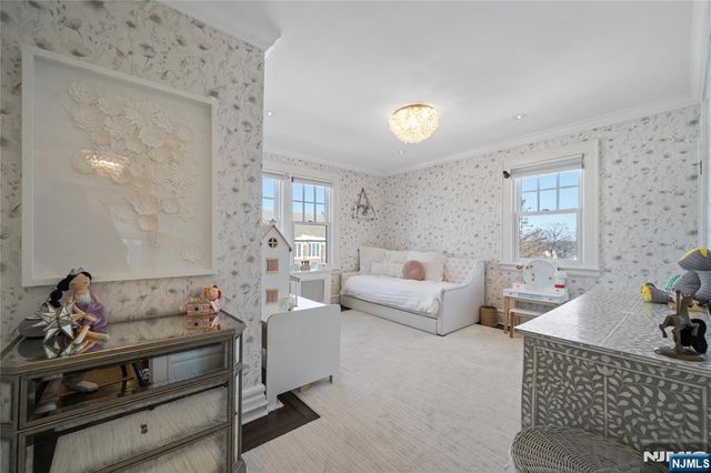 281 Forest Avenue, Glen Ridge, NJ 07028