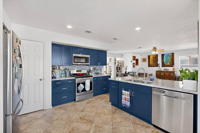 8301 Millstream Place NW, Albuquerque, NM 87120