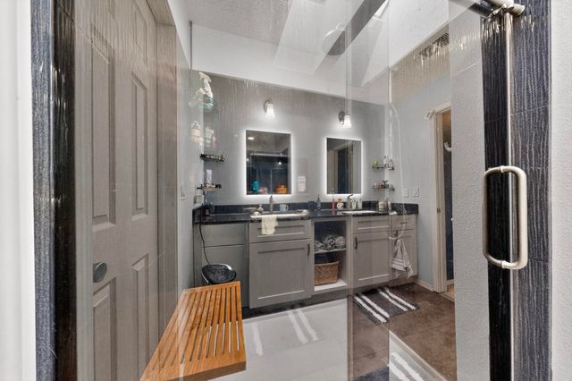 8301 Millstream Place NW, Albuquerque, NM 87120