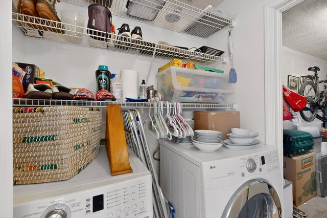 8301 Millstream Place NW, Albuquerque, NM 87120