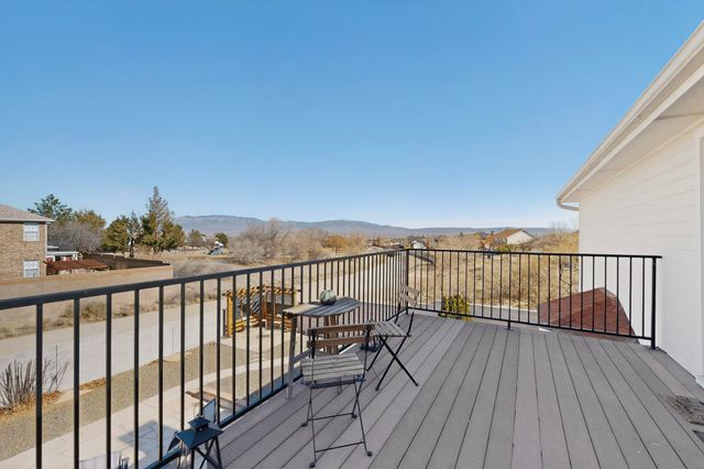 8301 Millstream Place NW, Albuquerque, NM 87120