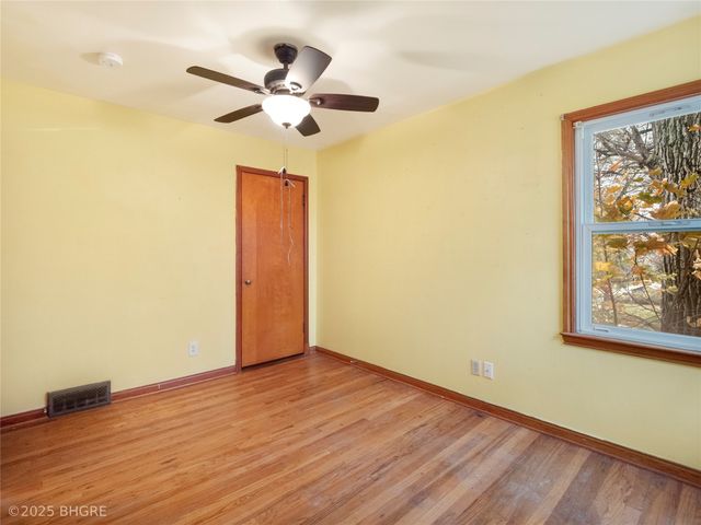 1401 1st Street N, Newton, IA 50208