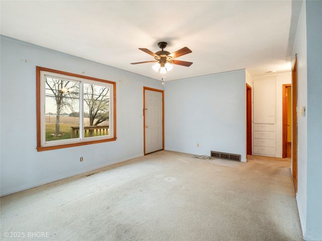 1401 1st Street N, Newton, IA 50208