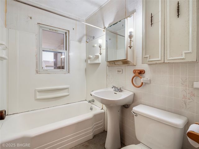 1401 1st Street N, Newton, IA 50208