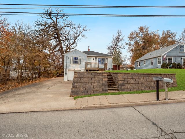 1401 1st Street N, Newton, IA 50208