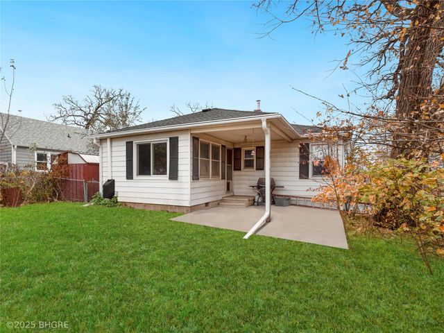 1401 1st Street N, Newton, IA 50208