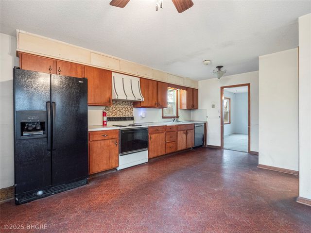 1401 1st Street N, Newton, IA 50208