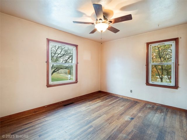 1401 1st Street N, Newton, IA 50208