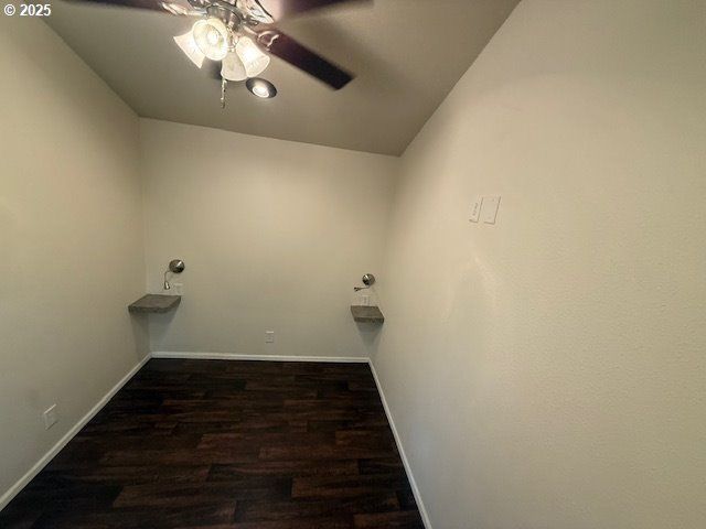 25 SAND DOLLAR Dr, Florence, OR 97439