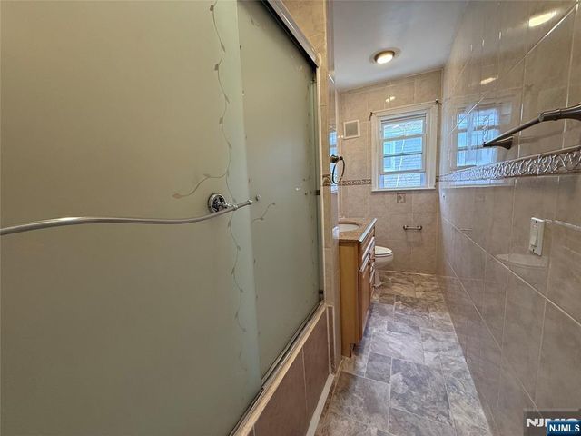 17 Daka Court 2, Bloomfield, NJ 07003