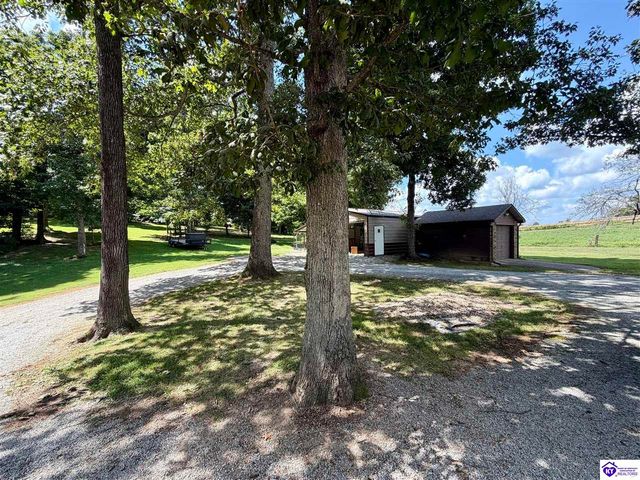 233 Berrytown Road, Rineyville, KY 40162
