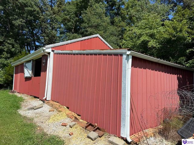 233 Berrytown Road, Rineyville, KY 40162