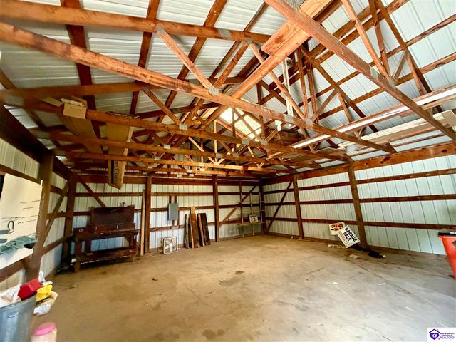 233 Berrytown Road, Rineyville, KY 40162