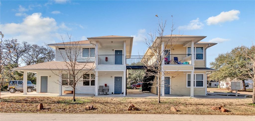 209 Davis Street Multiple Units Available, Bryan, TX 77801