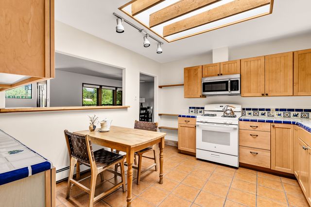 144 Cedar Street, Santa Fe, NM 87501