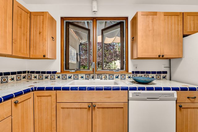 144 Cedar Street, Santa Fe, NM 87501