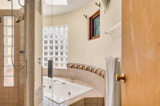 144 Cedar Street, Santa Fe, NM 87501