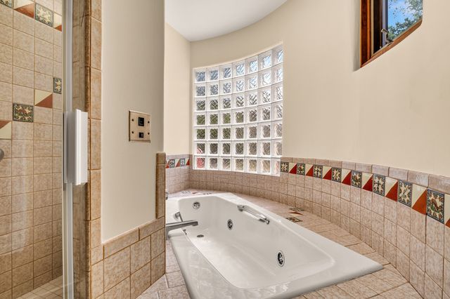 144 Cedar Street, Santa Fe, NM 87501