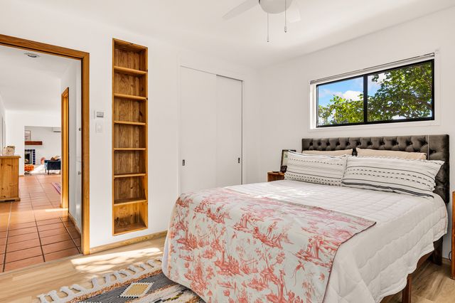 144 Cedar Street, Santa Fe, NM 87501