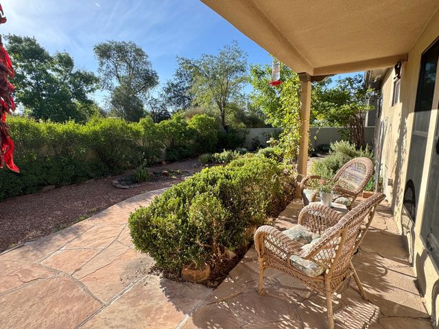 144 Cedar Street, Santa Fe, NM 87501