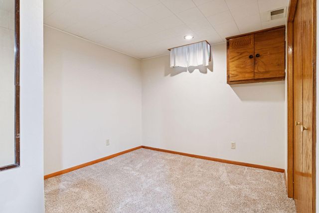 3228 Victoria Street N, Shoreview, MN 55126