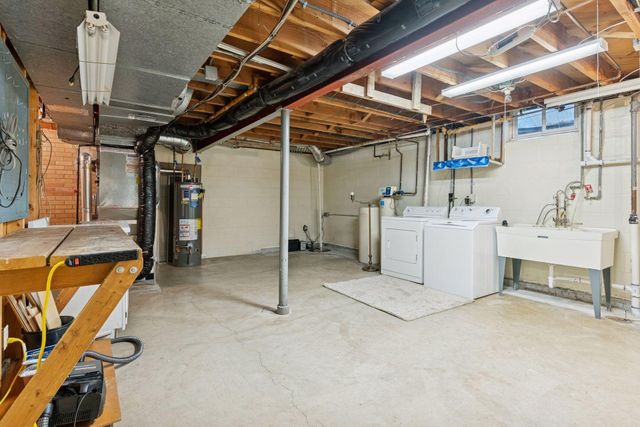 3228 Victoria Street N, Shoreview, MN 55126