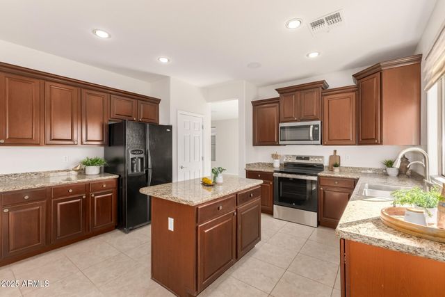 35822 N 33RD Lane, Phoenix, AZ 85086