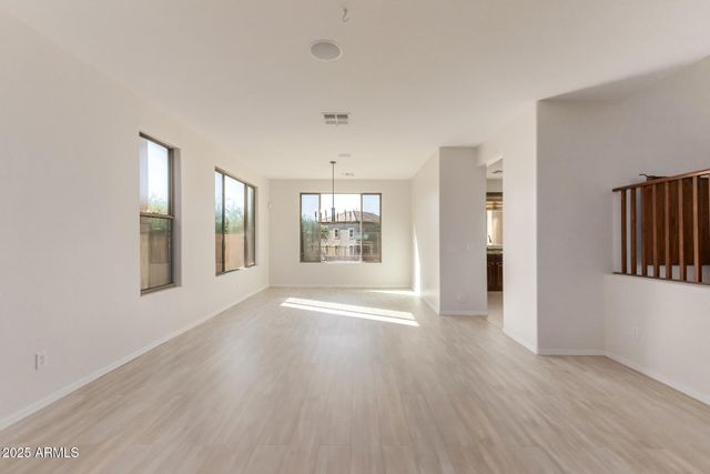 35822 N 33RD Lane, Phoenix, AZ 85086