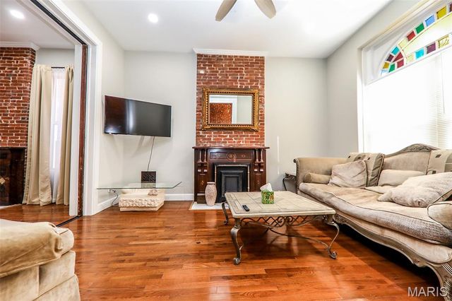 4367 Enright Avenue, St Louis, MO 63108