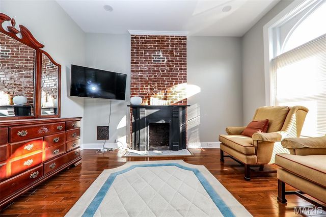 4367 Enright Avenue, St Louis, MO 63108