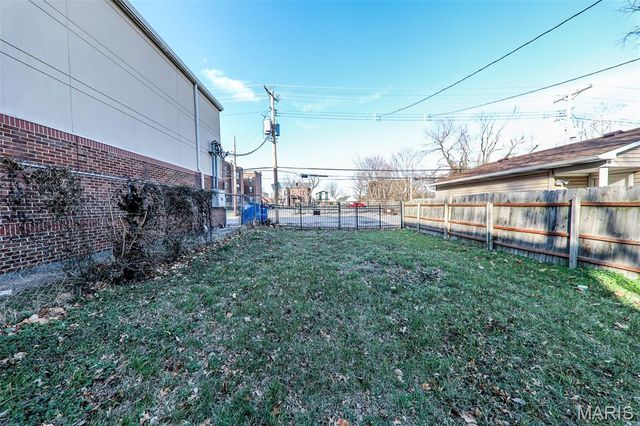 4367 Enright Avenue, St Louis, MO 63108