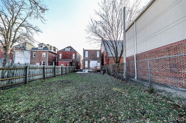 4367 Enright Avenue, St Louis, MO 63108