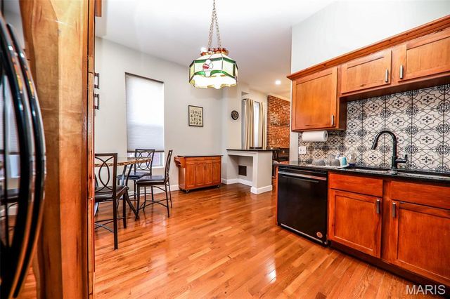 4367 Enright Avenue, St Louis, MO 63108