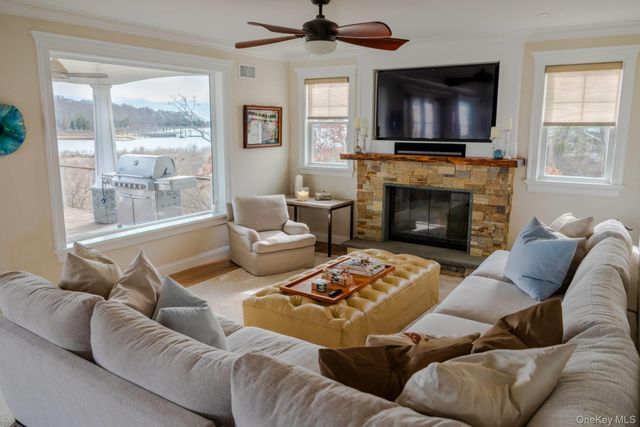 1940 Mason Drive, Cutchogue, NY 11935