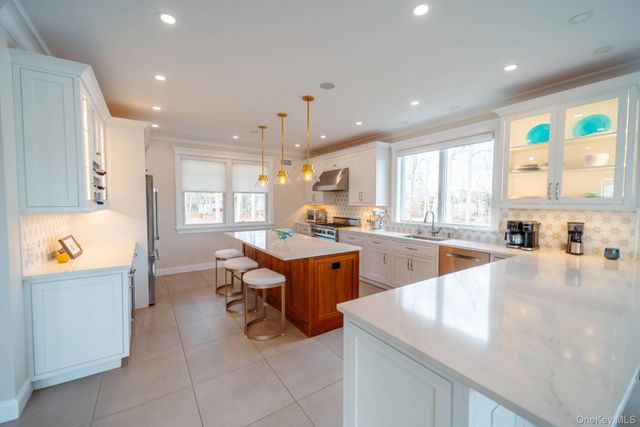 1940 Mason Drive, Cutchogue, NY 11935
