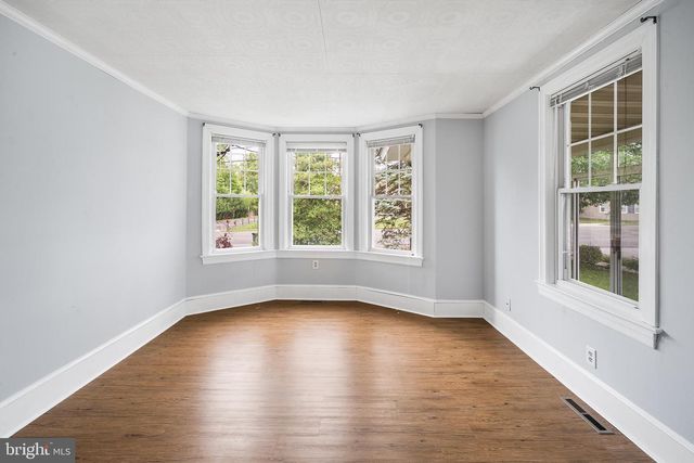 2 12TH ST, Burlington Township, NJ 08016