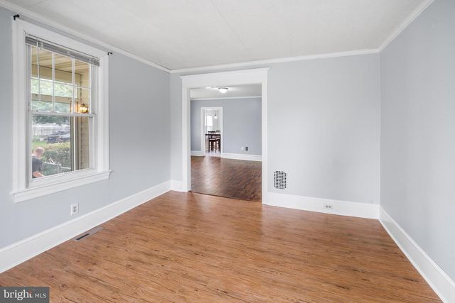 2 12TH ST, Burlington Township, NJ 08016