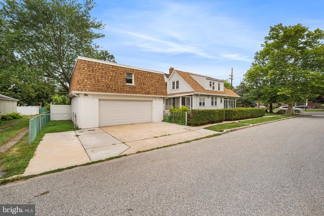 2 12TH ST, Burlington Township, NJ 08016
