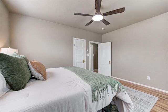 414 E Perkins Avenue, Guthrie, OK 73044