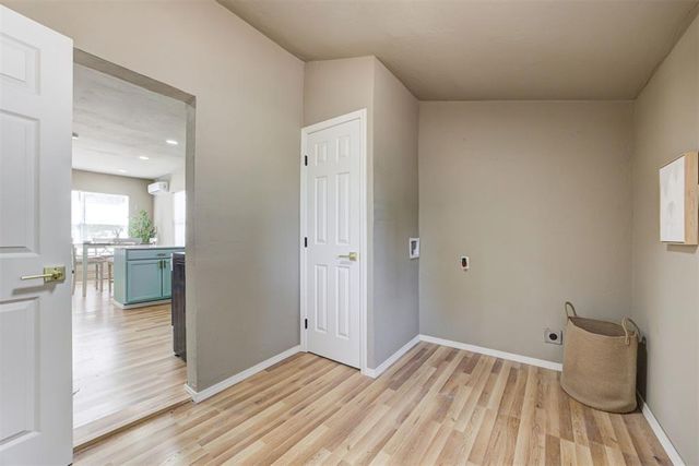 414 E Perkins Avenue, Guthrie, OK 73044