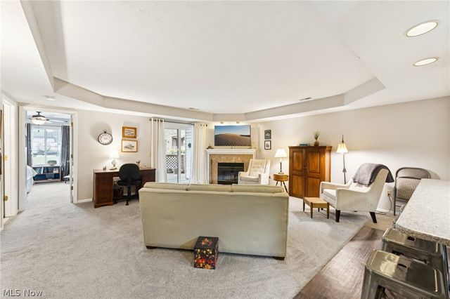 8615 Scenicview Drive, Broadview Heights, OH 44147