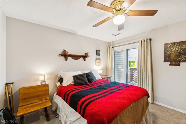 8615 Scenicview Drive, Broadview Heights, OH 44147