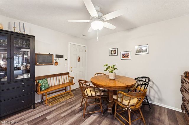 8615 Scenicview Drive, Broadview Heights, OH 44147