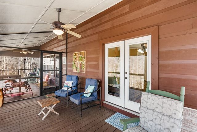 961 S Brooks Cove Road S, Hayesville, NC 28904