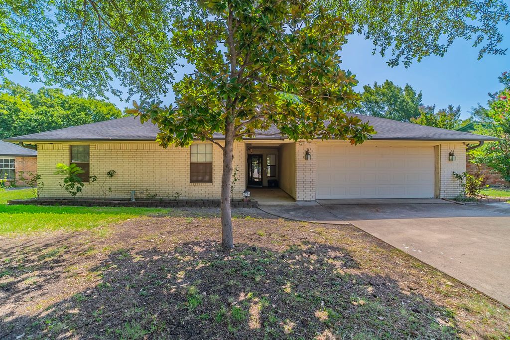 1314 Scio Drive, Duncanville, TX 75116