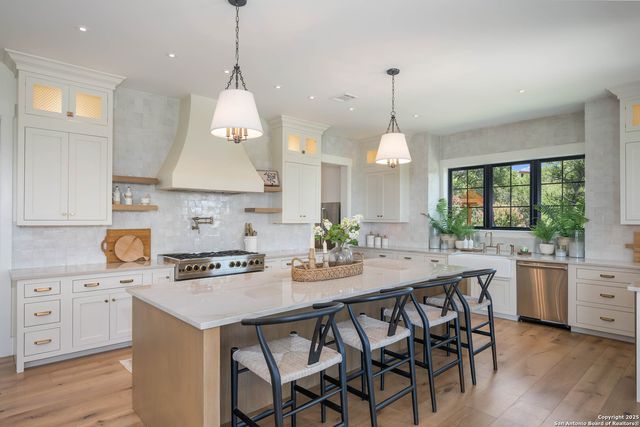 324 Ridge Pt, Spring Branch, TX 78070