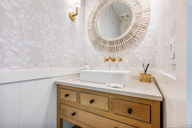 324 Ridge Pt, Spring Branch, TX 78070